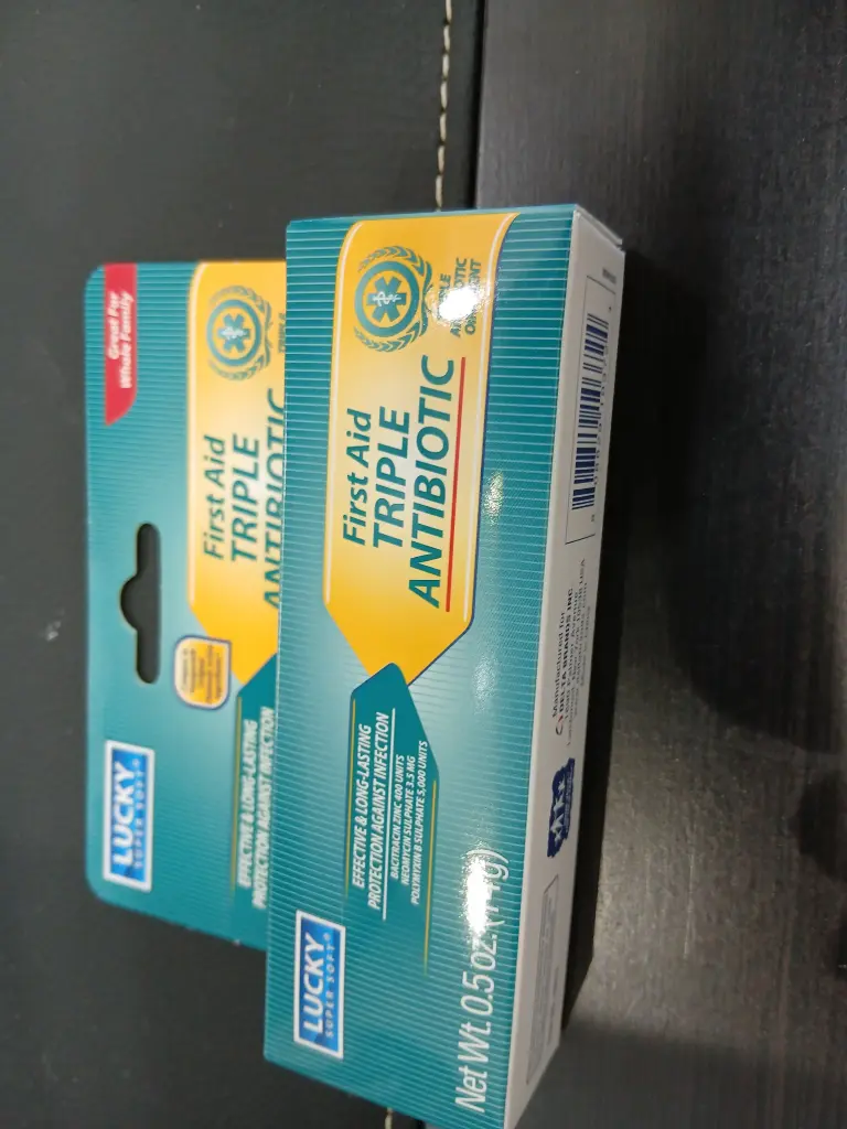 TRIPLE ANTIBIOTIC ORIGINAL 14 G LUCKY SUPER SOFT 
