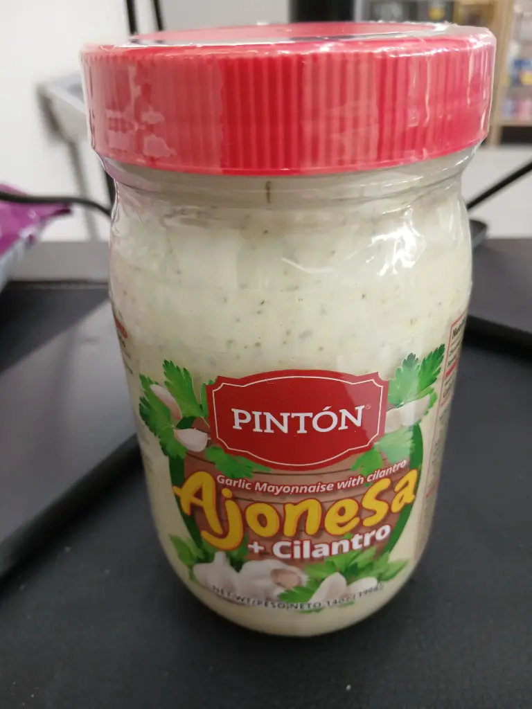 PINTON AJONESA CON CILANTRO 14 OZ 