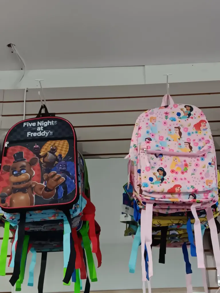 MOCHILAS DE NINOS VARIOS COLORES Y DIBUJOS ANIMADOS 