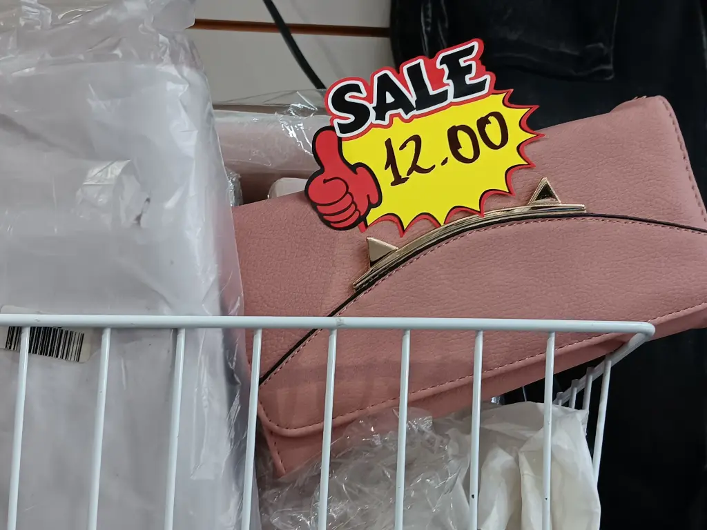 MONEDERO DE MUJER DE VARIOS COLORES 